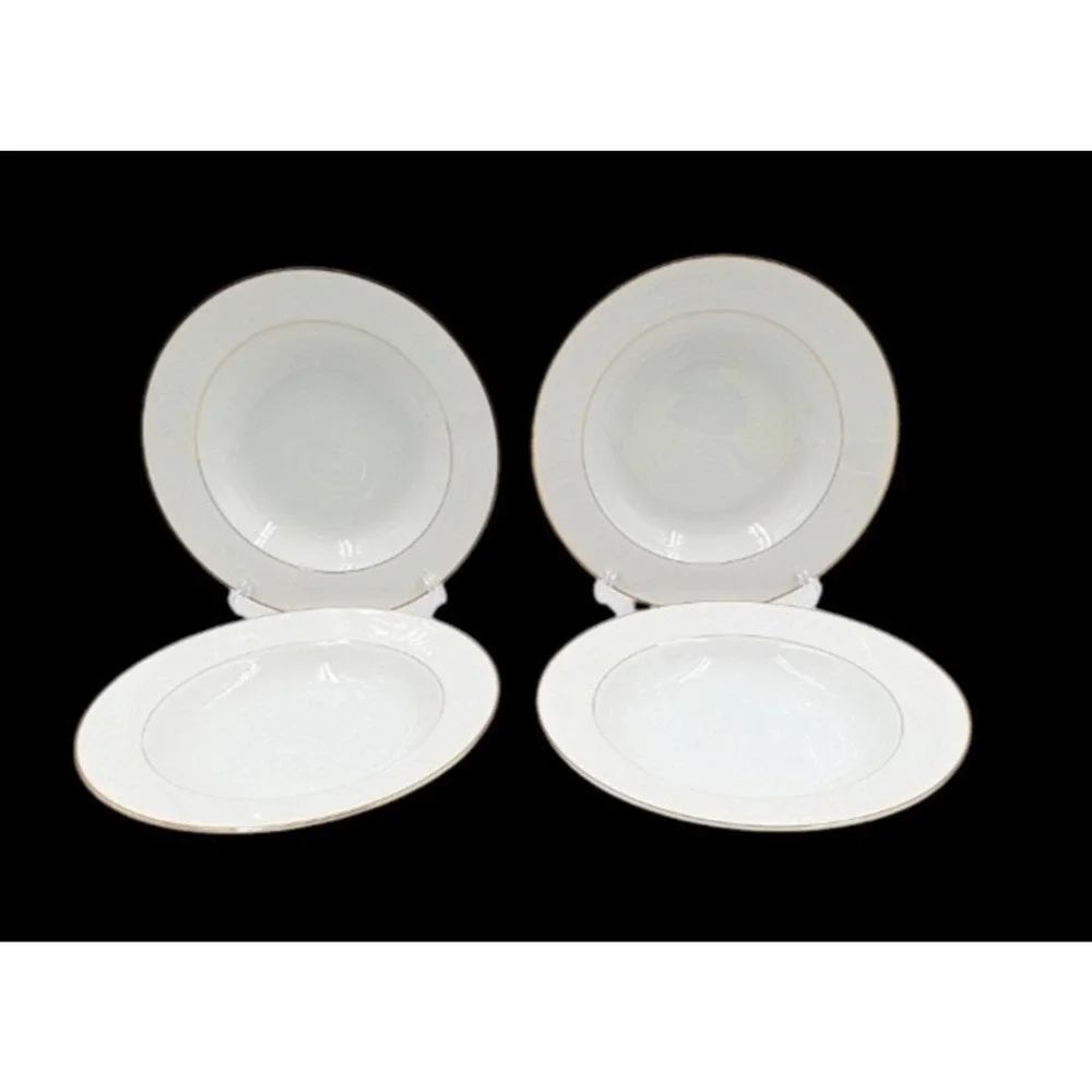 Four Crown Mayfair 381 Rim Soup Bowls Set of 4 Gold Trim Japan 8 1/2